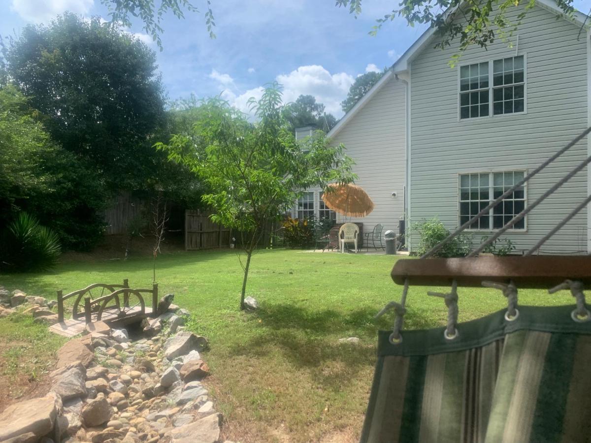 Captivating Home Near Downtown Atl Conley Екстериор снимка