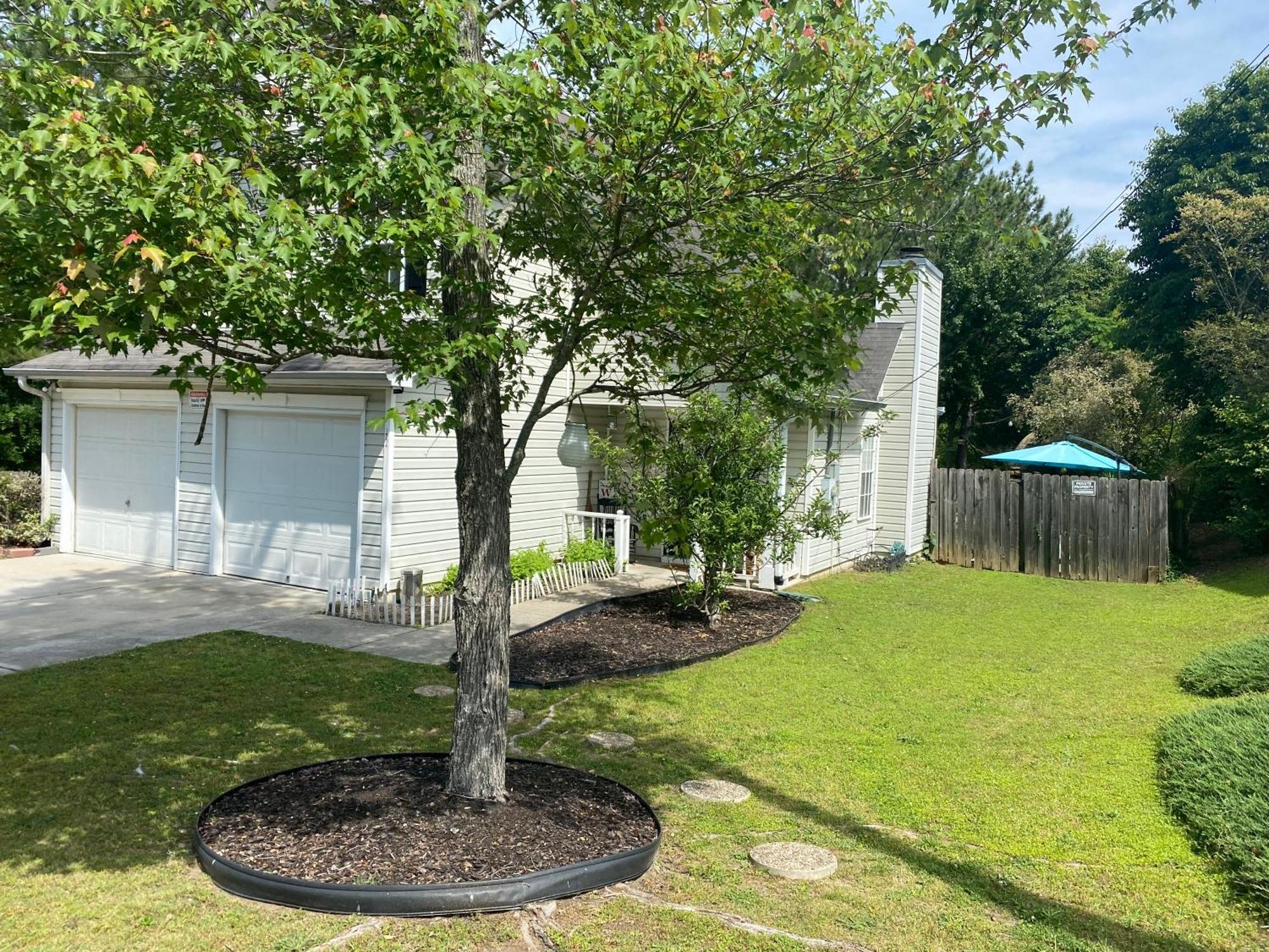 Captivating Home Near Downtown Atl Conley Екстериор снимка